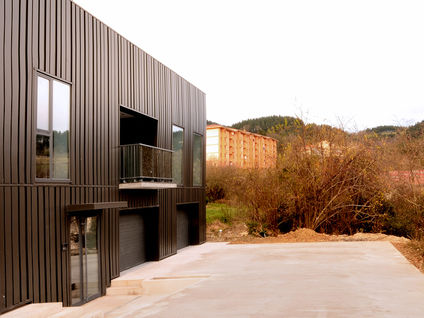Façade rehabilitation projet with INCOBends Letezl in Zaldibar (Vizcaya) - Spain