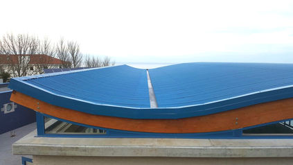 Couverture d'hautes prestations techniques pour la piscine municipale de Suances (Cantabria) - Espagne