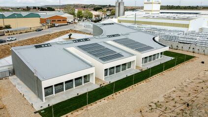 El Edificio Zero Kömmerling se ha desarrollado con los sistemas de cerramiento de Incoperfil en Camarma de Esteruelas (Madrid) - España